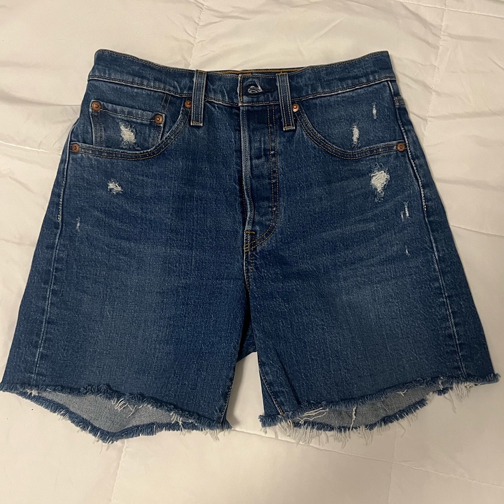 Levi’s 501 button down shorts Size 26